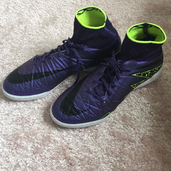 NIKE Hypervenom X - Picture 2 of 4